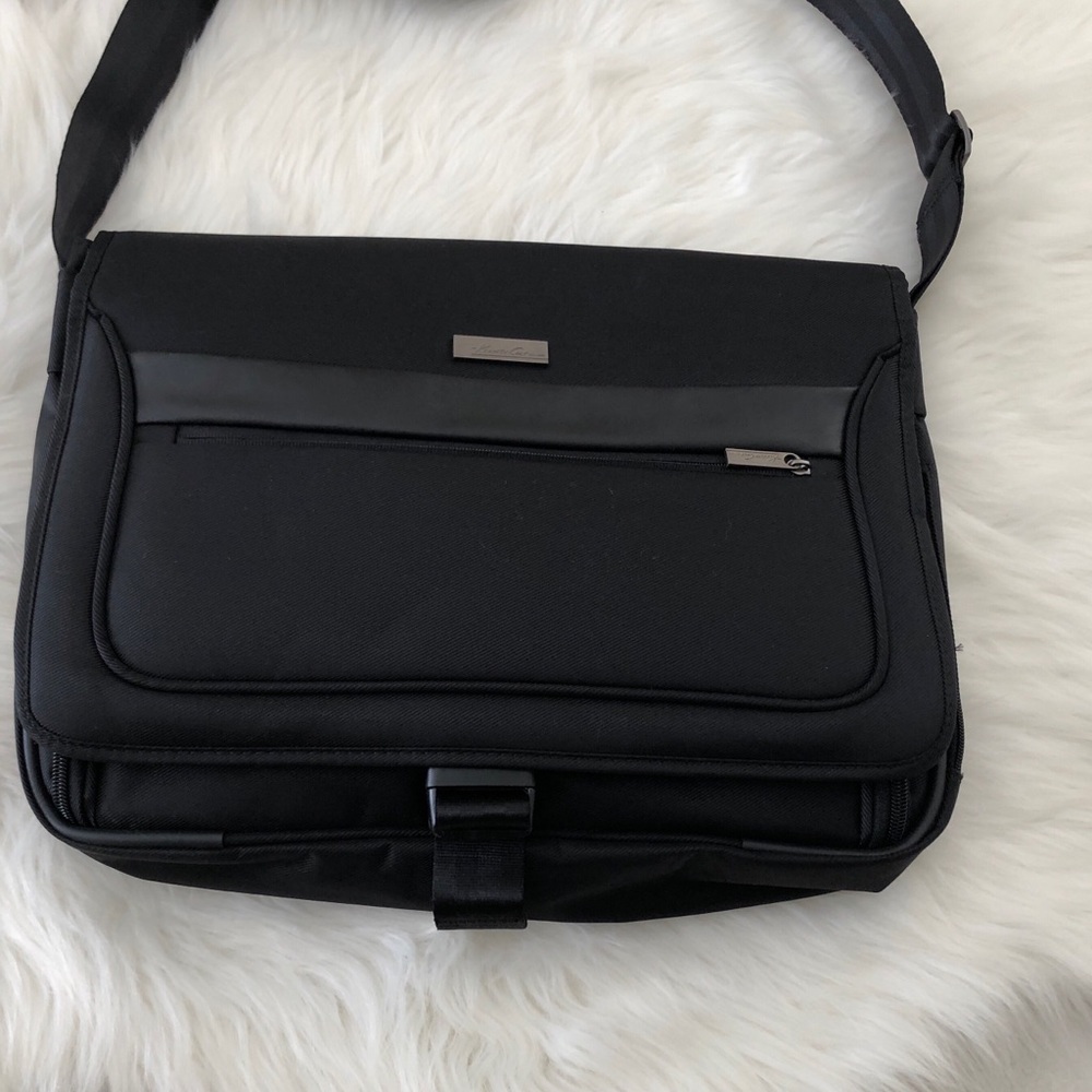 🎉HP 11/5🎉 Men’s Kenneth Cole Laptop Bag - Picture 4 of 5